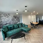 شقة Cosy Avec Vue Imprenable Sur La Cite قرقشونه
