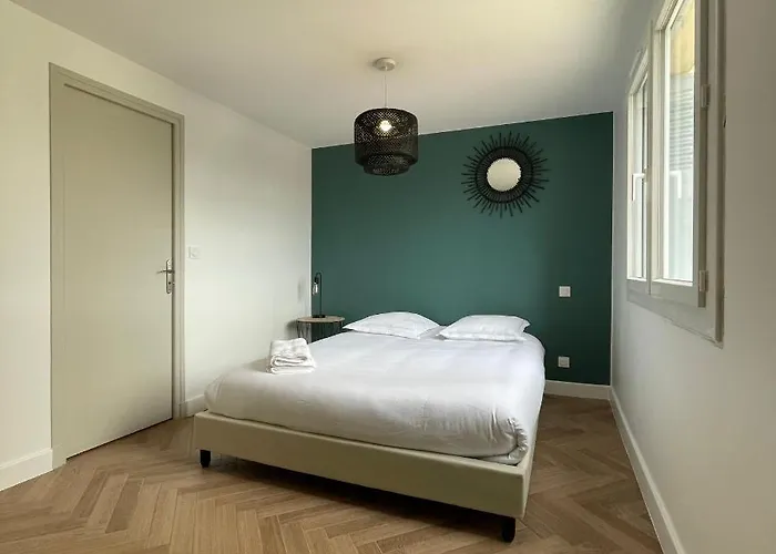 Cosy Avec Vue Imprenable Sur La Cite Daire